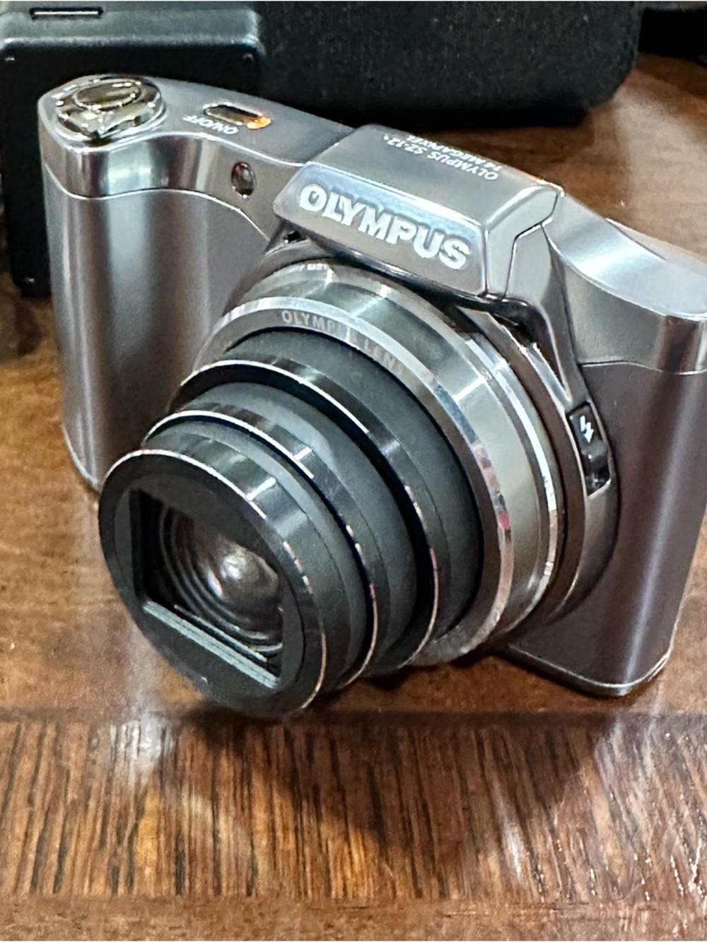 Olympus SZ-12 Digital Camera 14MP,  Battery,Charger-GREAT CONDITION Tested Works